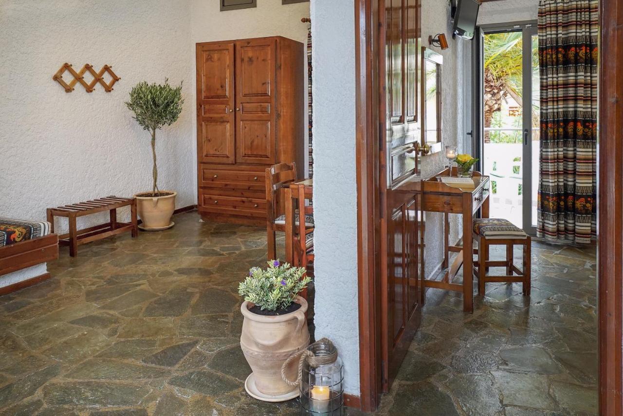 Flamingos Hotel Apartments Като-Даратсо Экстерьер фото