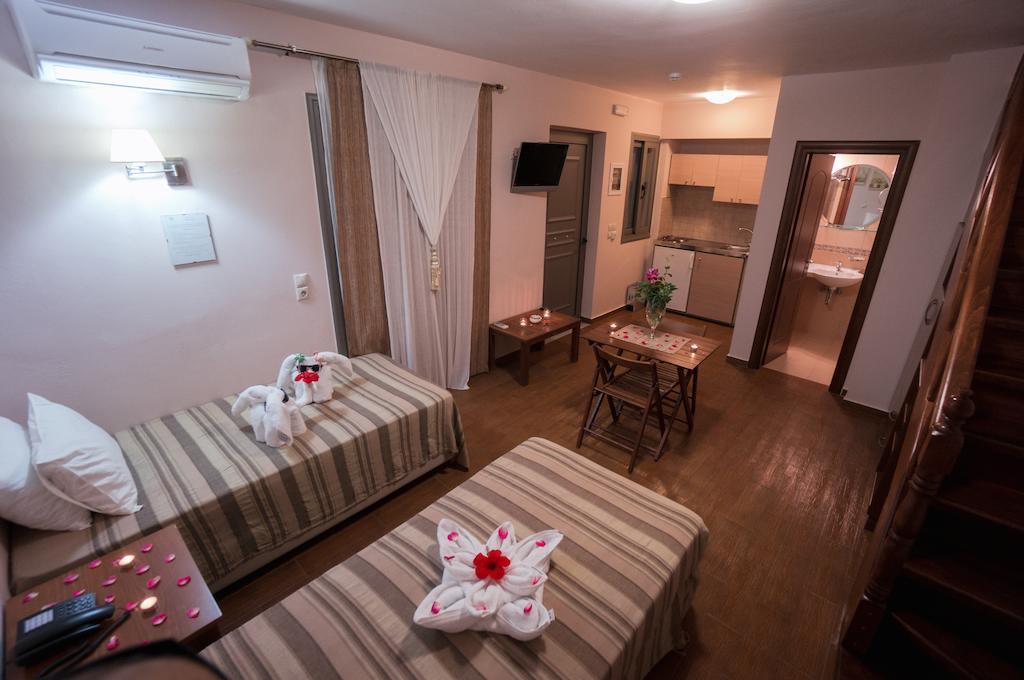 Flamingos Hotel Apartments Като-Даратсо Номер фото